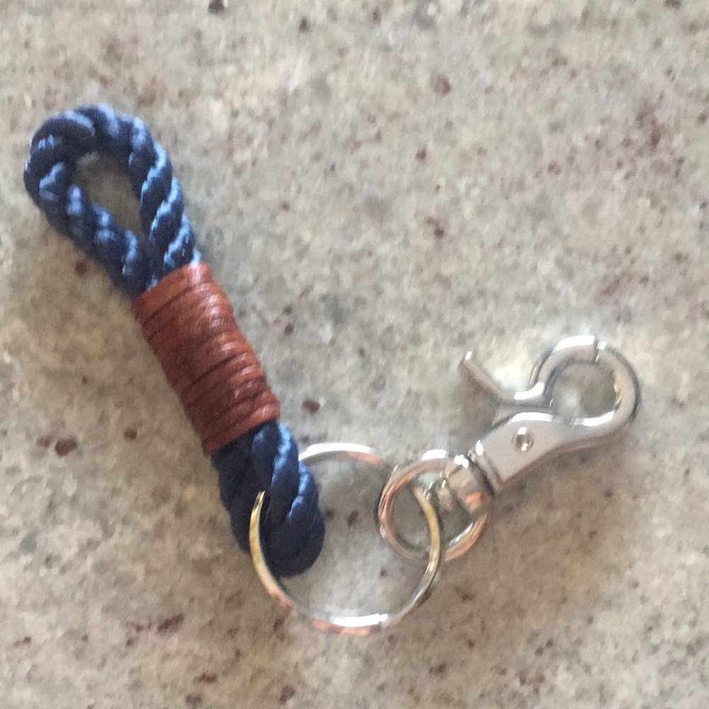 New keychain maid in Maine with lobster rope